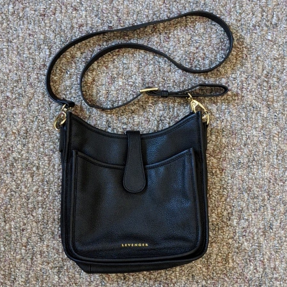 Levenger purse